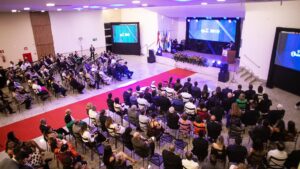 Associação Comercial e CDL homenageiam líderes empresariais de Ipatinga