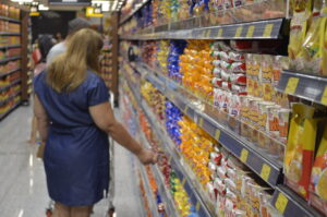 Feriado de Tiradentes: supermercados do Vale do Aço poderão abrir - Portal ZUG - Vale do Aço