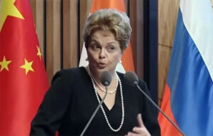 Dilma faz discurso confuso em posse no Brics e vira piada na web; veja o vídeo