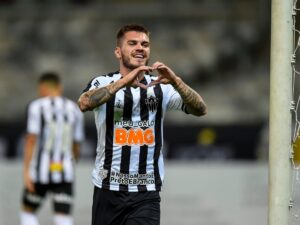 Agora ex-Galo, Nathan embarca para Porto Alegre para se apresentar ao Grêmio - Portal ZUG - Vale do Aço