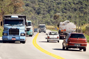 Governo quer entregar duplicação da BR-381 para a iniciativa privada; entenda