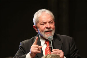 Lula deve sancionar hoje novo valor do salário mínimo; veja para quanto vai