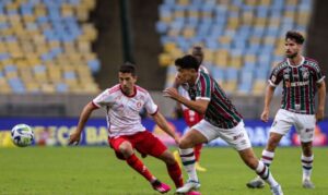 De olho na final da Libertadores, Flu e Inter jogam no Maracanã