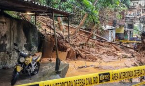 Sobe para 49 número de mortos no RS após chuvas intensas e enchentes