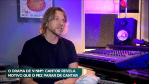 Cantor Vinny revela motivo que o fez parar de cantar - RecordTV