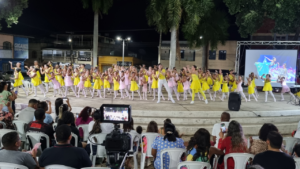 Praça 29 de Abril abriga o lançamento dos novos uniformes do Margaridas Projetos