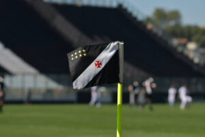 Vasco perde um dos principais jogadores e se complica antes de enfrentar o Cruzeiro