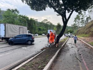 Mulher morre após dois acidentes em antigo trecho da BR-381, em Ipatinga | Vales de Minas Gerais