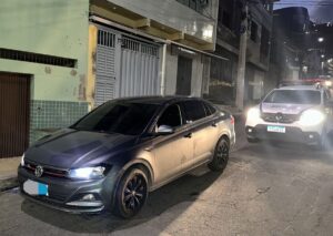 'Bob pedra pura': barras de drogas com logomarca são apreendidas dentro de um carro em Ipatinga | Vales de Minas Gerais