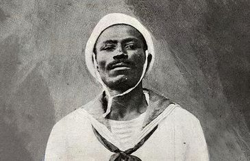 João Cândido Felisberto (1880-1969) foi o principal líder da Revolta da Chibata, ocorrida no Rio de Janeiro em 1910, que acabou com os castigos corporais na Marinha de Guerra. Foto: Prefeitura de São João de Meriti/ Reprodução