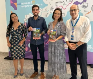 Prática da Educação Empreendedoraem escolas de Ipatinga é destaque empublicação especial do Sebrae Minas