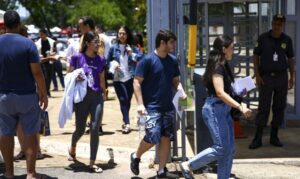 Primeira etapa de provas do Enem começou neste domingo