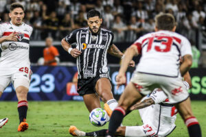 Atlético vence São Paulo em MG e também pode ser campeão - 02/12/2023 - Esporte