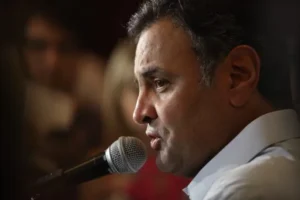 Aécio Neves é nomeado presidente de instituto acadêmico-político do PSDB