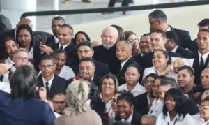 Lula concede recesso a terceirizados do Palácio do Planalto