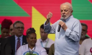 Lula diz que trabalhou em 2023 para que Brasil voltasse à normalidade