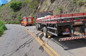 Motociclista e garupa morrem após batida frontal na BR-232 em Mesquita