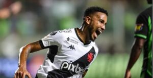 O Vasco está em dia com o Atlético-MG em relação a compra de Jair? Confira