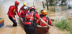 Conheça os equipamentos utilizados pelo Corpo de Bombeiros para atuar no período chuvoso