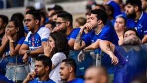 Cruzeiro desiste de mais um jogador e deixa torcida preocupada em relação a reforços