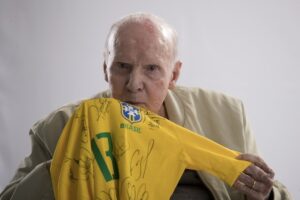 Ídolo morreu aos 92 anos nesta sexta-feira (05)