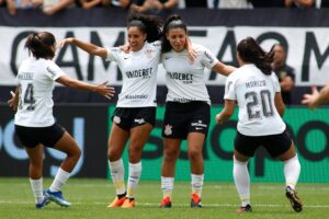 Com ou sem Arthur Elias, Corinthians amplia sua dinastia no feminino - 18/02/2024 - Esporte