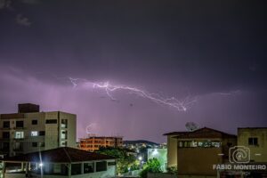 INMET divulga alerta de 'perigo' para 100 cidades do Leste de Minas Gerais