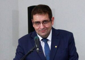 Dr. Marcos Vinicius é o primeiro prefeito do Leste de Minas a ocupar cargo de 1º vice-presidente na CNM