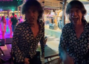 Mick Jagger dançando aos 80 anos