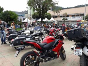 Encontro mobiliza motociclistas no aniversário de 60 anos de Timóteo