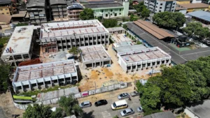 Reconstrução e ampliação da Escola Nelcina avança para estágio de acabamento