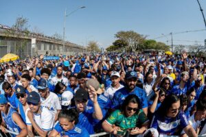 Mineirão entupido: Cruzeiro vende 60 mil ingressos para final com o Atlético