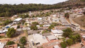 ÁGUA TRATADA: Moradores do bairro Macuco, na regional Leste são cadastrados