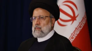 Chefe do Exército do Irã exige investigação sobre a morte do presidente