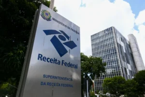 Quem não entregar a Declaração de IRPF pode ter até o CPF suspenso; entenda