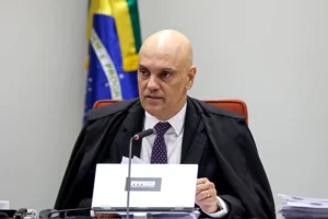 Moraes transfere para o STF parte da investigação sobre bomba no aeroporto de Brasília