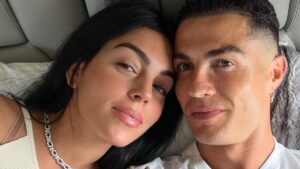 Cristiano Ronaldo e Georgina iro construir manso numa ilha (foto: Redes sociais/Reproduo)
