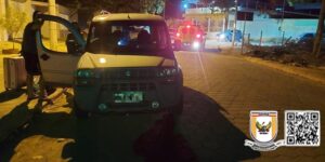 DEU RUIM: Homem produz um documento de licenciamento falso do veículo e apresenta aos policiais