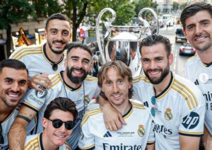 Estado Islâmico planejou matar jogadores do Real Madrid e bombardear estádio, revela jornal