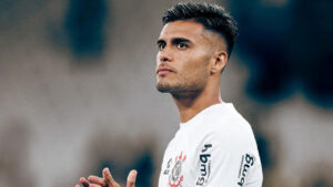 Fausto Vera com a camisa do Corinthians (foto: Reproduo Instagram de Fausto Vera)