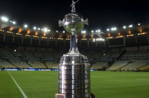 Trofu da Libertadores (foto: Divulgao/Conmebol)