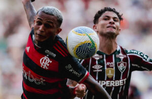 Flamengo venceu o Fluminense e se manteve na liderana do Brasileiro (foto: Lucas Meron/Fluminense)