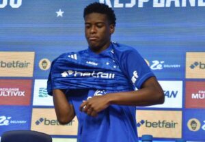 Jonathan Jesus define qual número vai usar na camisa do Cruzeiro; veja a escolha