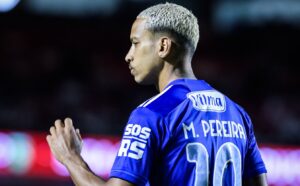 Matheus Pereira avalia derrota do Cruzeiro: ‘A gente não faz os gols, depois fica difícil’