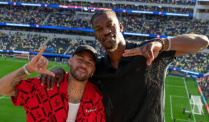 Neymar e Jimmy Butler (foto: Reproduo )