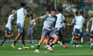 Os três pendurados do Atlético antes do jogo contra o Palmeiras