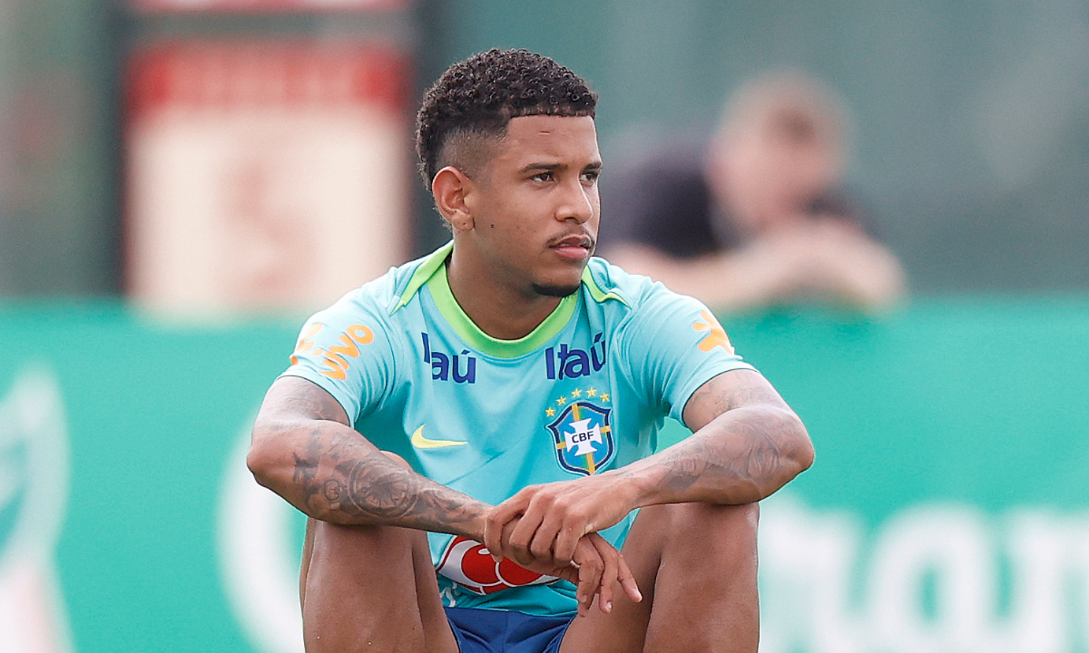 Savinho durante treino da Seleo Brasileira - (foto: Rafael Ribeiro/CBF)