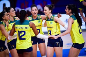 Seleo Brasileira Feminina de Vlei (foto: FIVB/Divulgao)