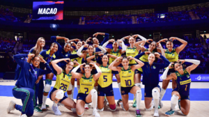 Jogadoras de vlei da Seleo Brasileira Feminina de Vlei (foto: Reproduo/VNL)