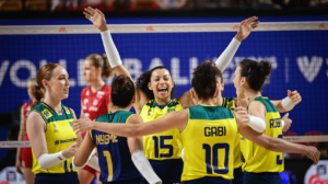 Jogadoras de vlei da Seleo Brasileira na VNL (foto: Reproduo/FIVB)